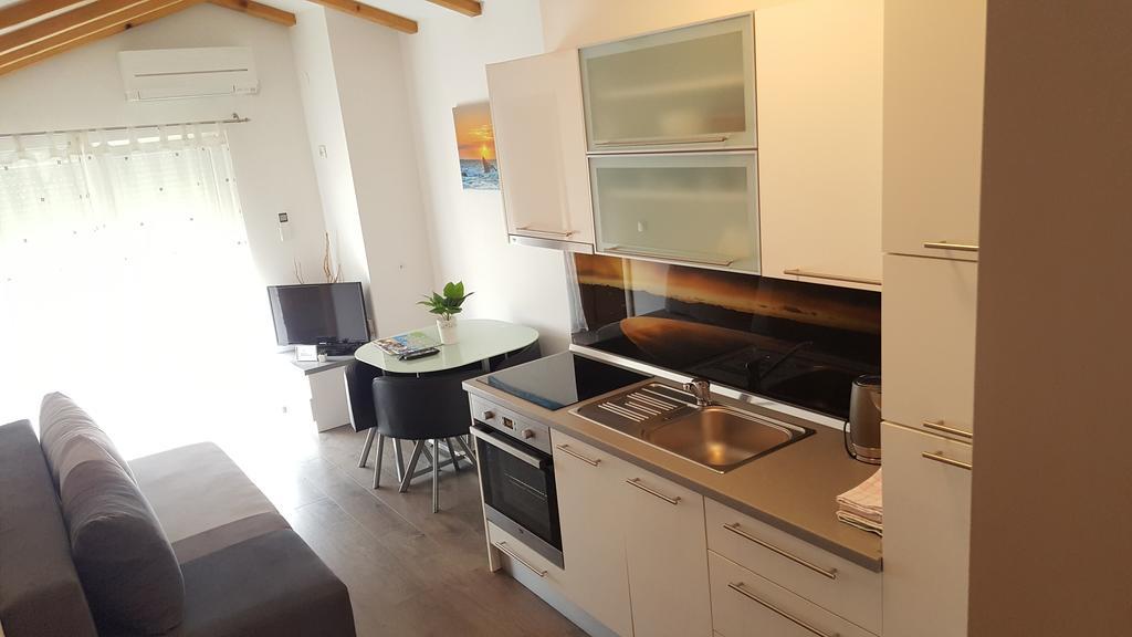 Apartments Klelija ザダル エクステリア 写真